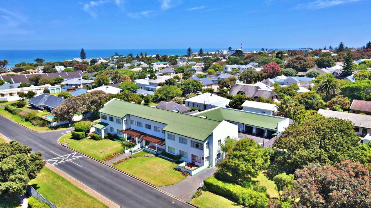 Fairway Holiday Accommodation Hermanus Buitenkant foto